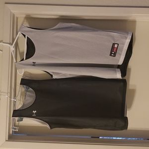 NWOT reversable under armour jersey tank